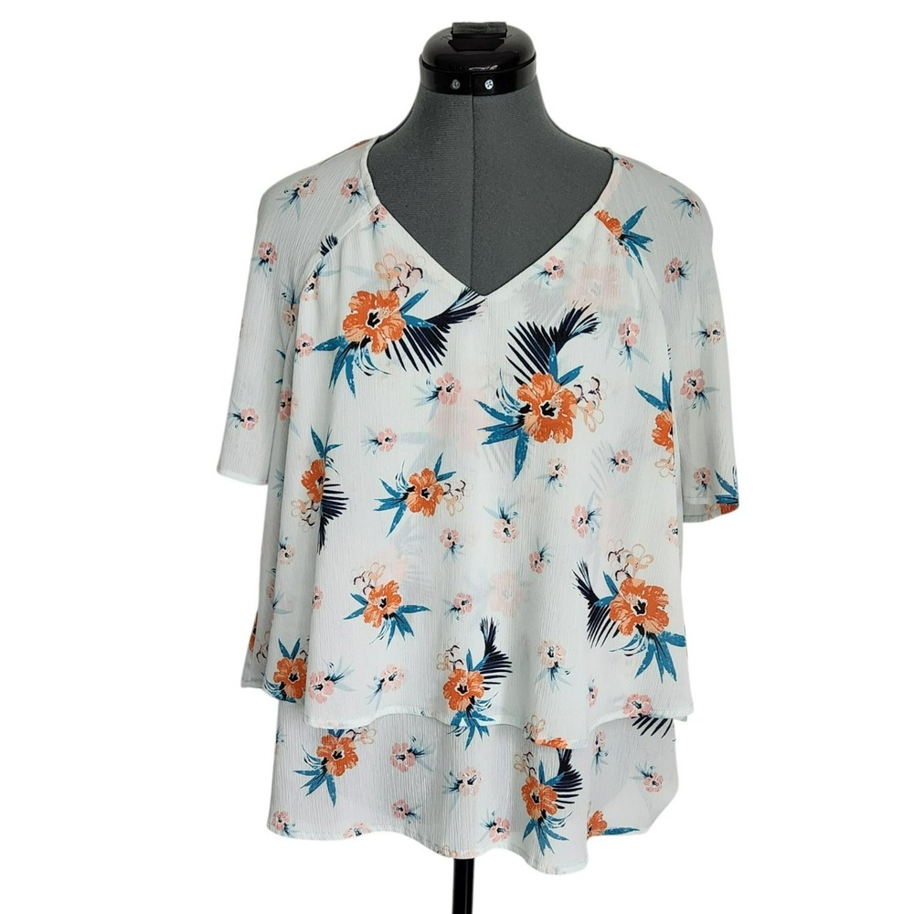 Juicy Couture Ruffle Floral Blouse Size‎ XL